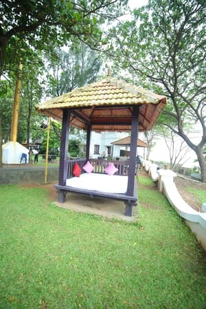 thumbnail: Porch