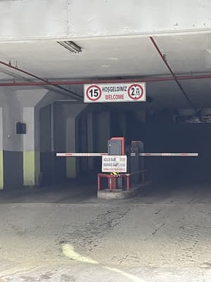 thumbnail: Parking