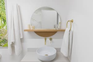 thumbnail: Bathroom