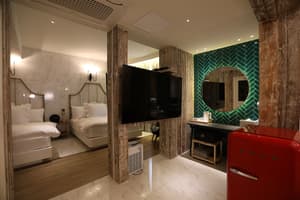 thumbnail: Room