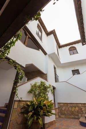 thumbnail: Interior entrance