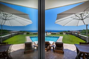 thumbnail: Beach/ocean view