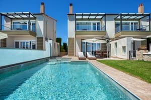 thumbnail: Exterior