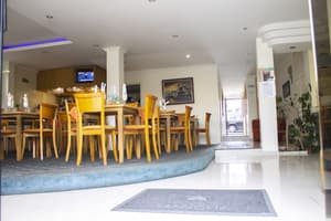 thumbnail: Bar (on property)