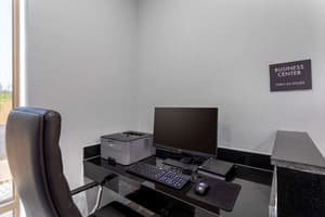 thumbnail: Business center