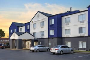 thumbnail: Exterior