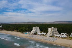 thumbnail: Beach/ocean view