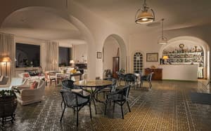 thumbnail: Breakfast area