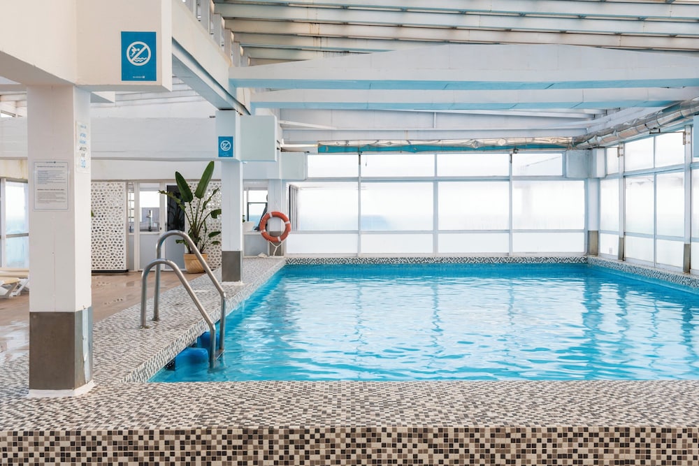 Rooftop pool