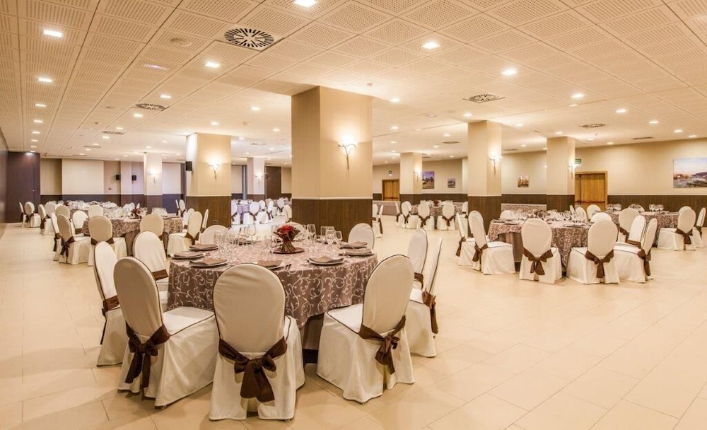 Reception hall