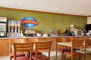 thumbnail: Breakfast area