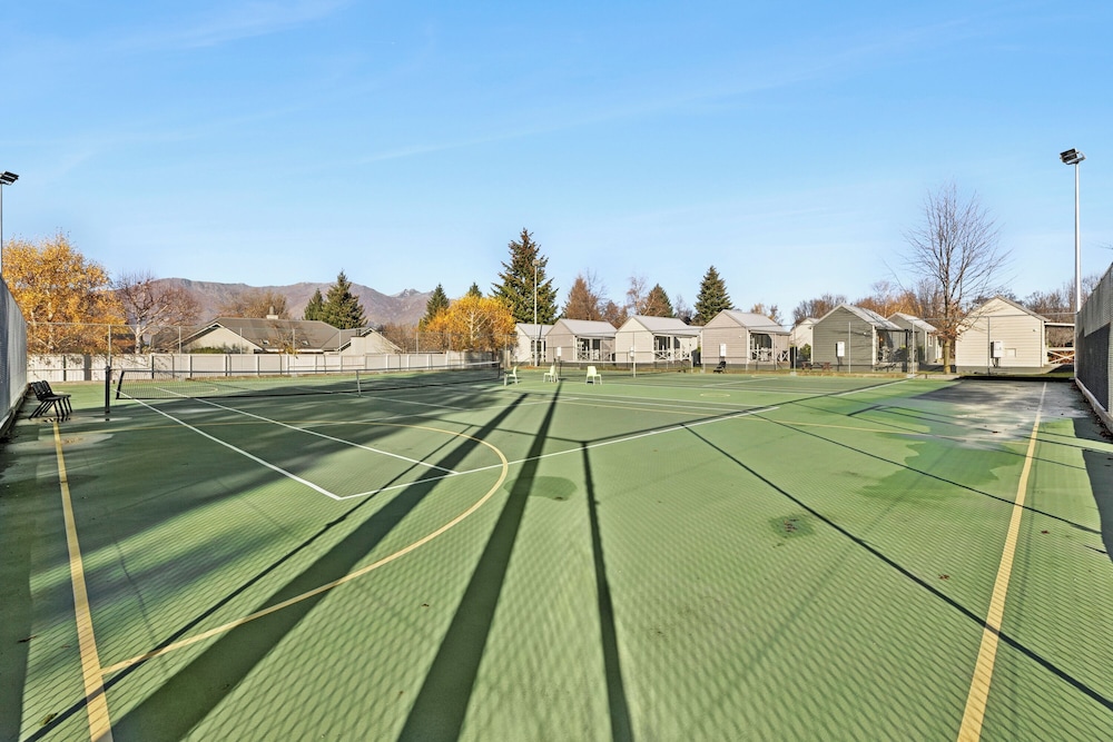 Tennis court