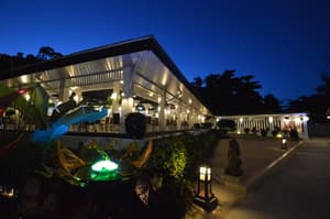 thumbnail: Dining