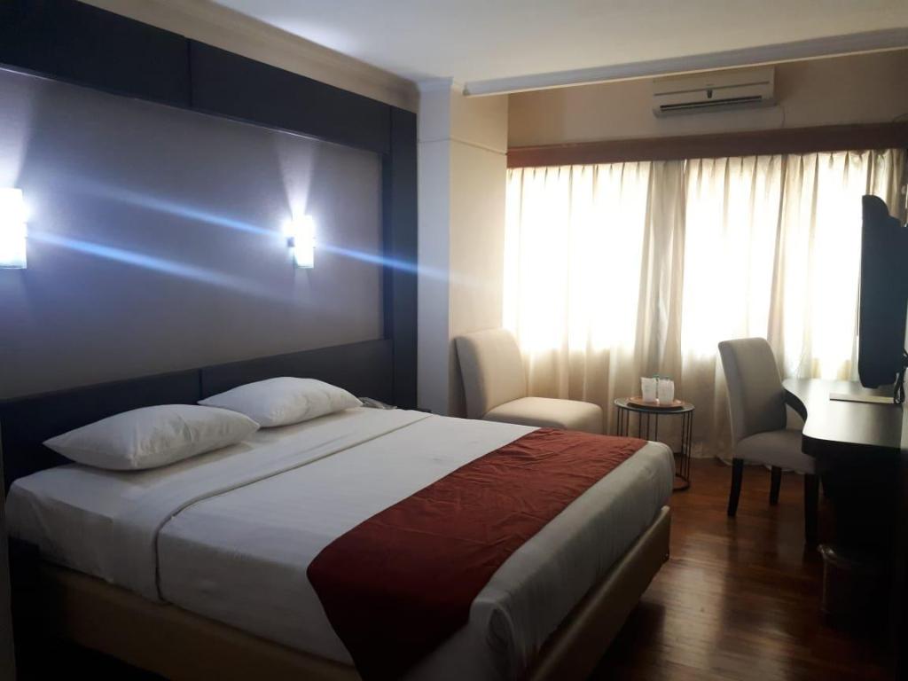 cd3d6c0e88394d7c829b09a4e8416fb8.jpg