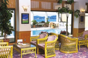 thumbnail: Lobby lounge