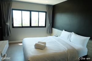 thumbnail: Room