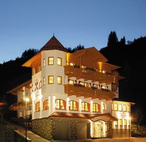 thumbnail: Front of property - evening/night