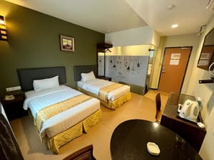 thumbnail: Room