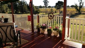 thumbnail: General view