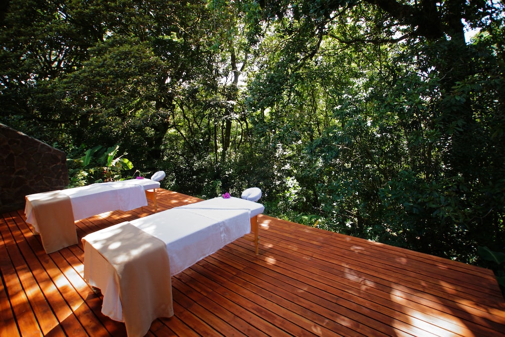 Swimming pool-spa