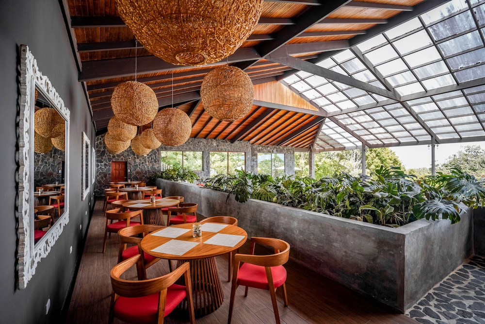 Restaurant-cafeteria