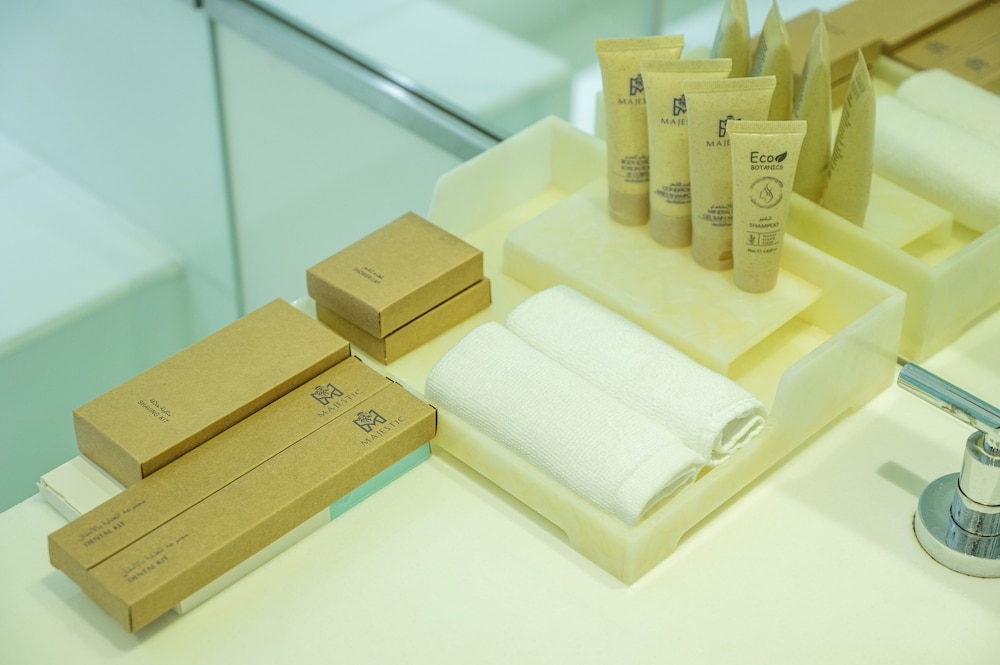 Bathroom amenities