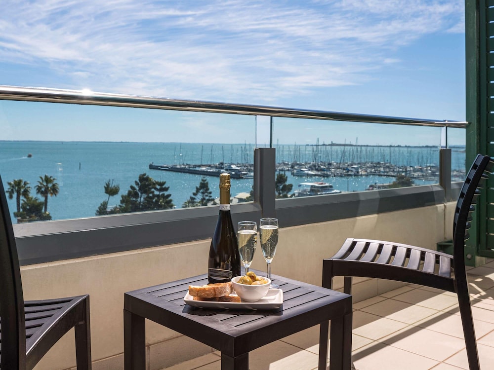 Beach/ocean view