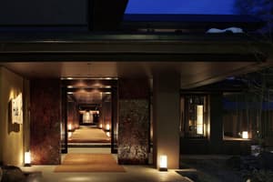 thumbnail: Exterior