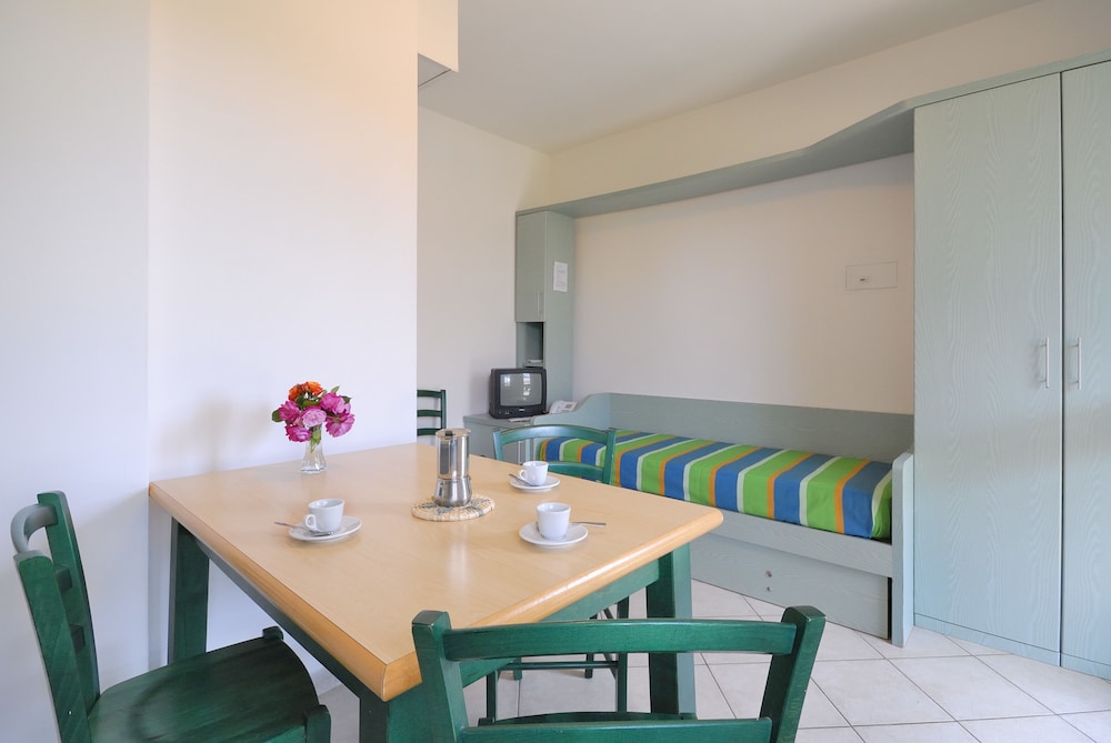 Restaurant-cafeteria