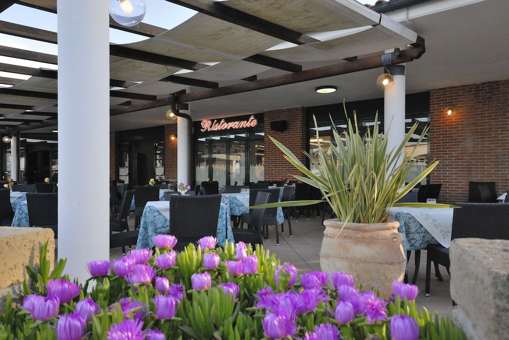 Restaurant-cafeteria