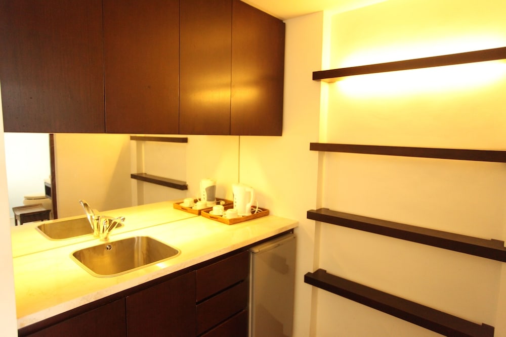 Private kitchenette