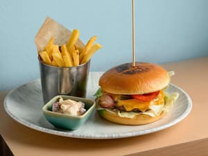 thumbnail: Restaurant