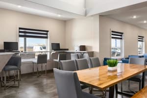 thumbnail: Business center