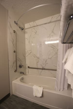 thumbnail: Bathroom shower