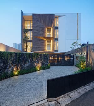 thumbnail: Exterior