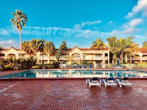 thumbnail: Outdoor pool