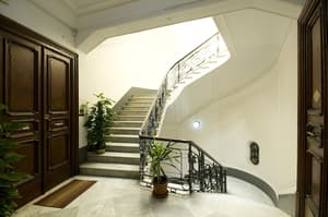 thumbnail: Staircase