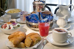 thumbnail: Breakfast area