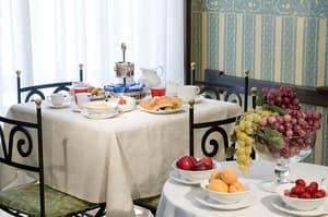thumbnail: Breakfast area