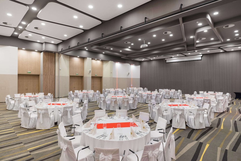 Indoor wedding