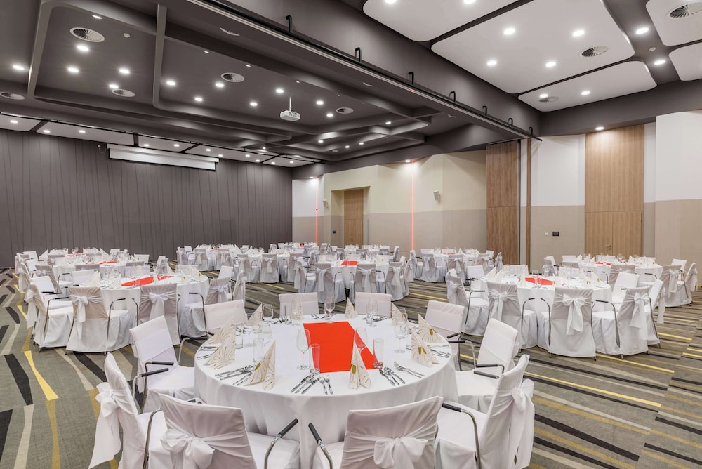 Indoor wedding