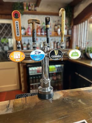 thumbnail: Bar (on property)