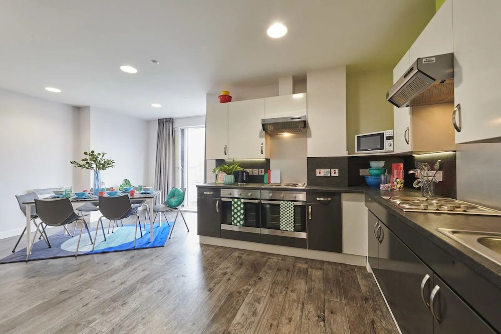 Shared kitchen facilities