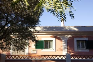thumbnail: Front of property