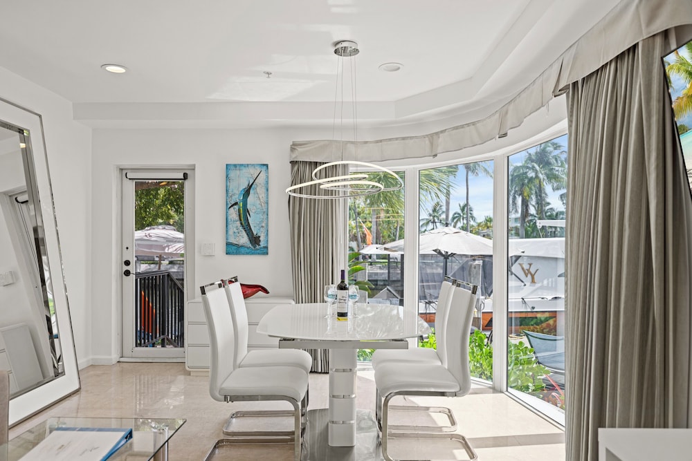 In-room dining