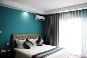 thumbnail: Room