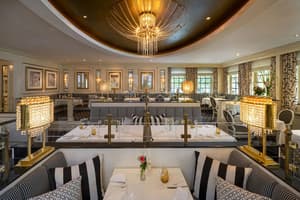 thumbnail: Restaurant
