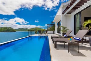 thumbnail: Outdoor pool