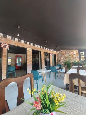 thumbnail: Restaurant