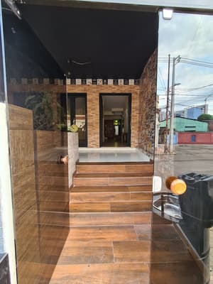 thumbnail: Front of property